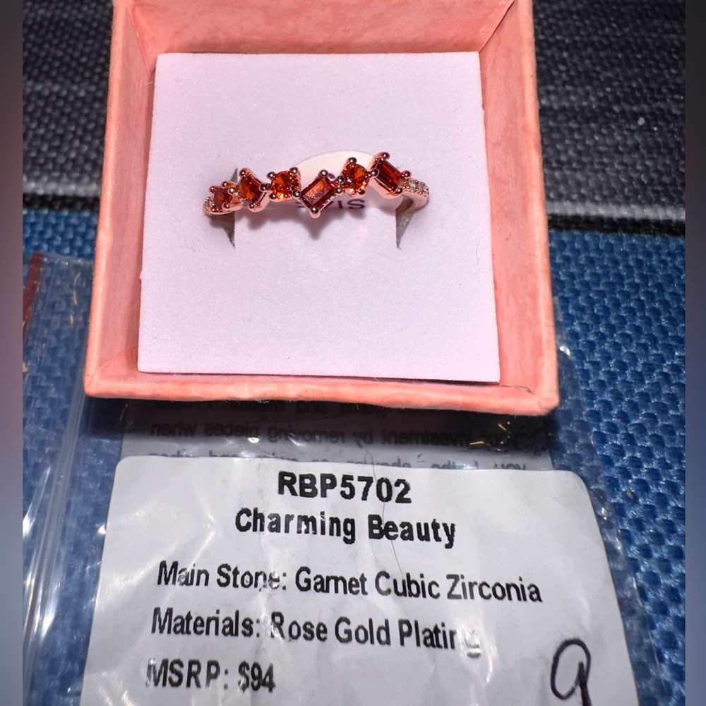 Bomb Party Charming Beauty Ring